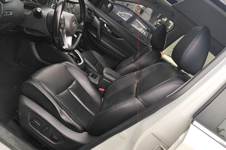 Used Nissan X-Trail 2019 2.0L CVT Smart Connect Comfort Edition 2WD Left Front Seat