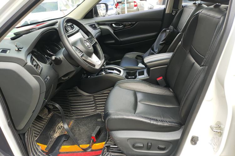 Used Nissan X-Trail 2019 2.0L CVT Smart Connect Comfort Edition 2WD Left Front Seat