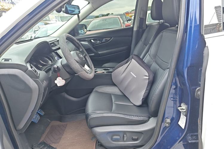 Used Nissan X-Trail 2019 2.0L CVT Smart Connect Comfort Edition 2WD Left Front Seat