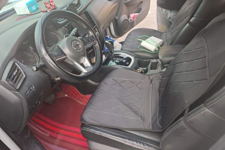Used Nissan X-Trail 2019 2.0L CVT Smart Connect Comfort Edition 2WD Left Front Seat