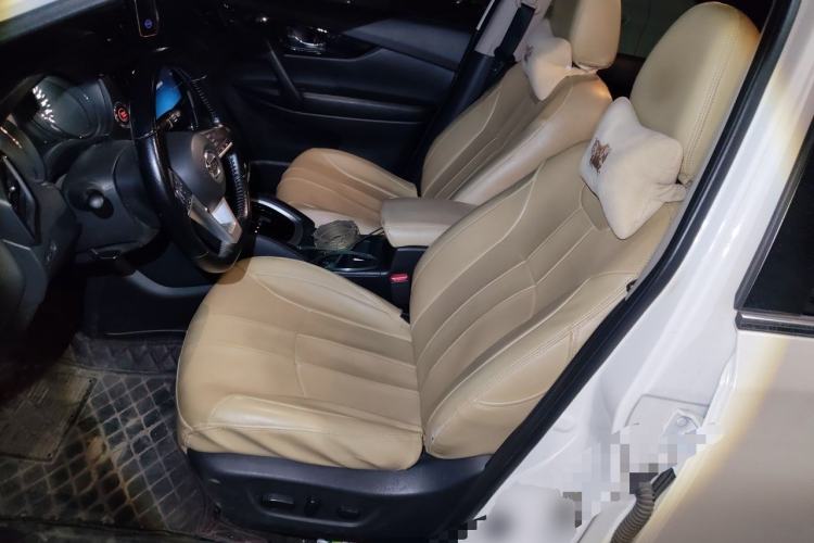 Used Nissan X-Trail 2019 2.0L CVT SmartConnect 7-Seater Comfort Edition 2WD Left Front Seat