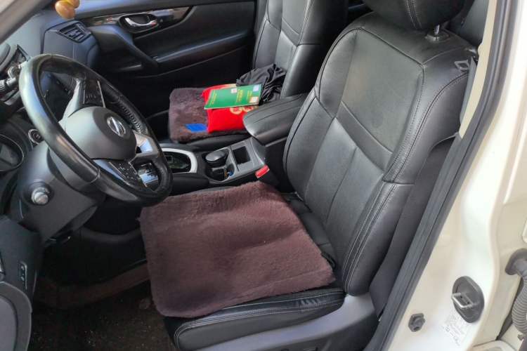 Used Nissan X-Trail 2019 2.0L CVT Smart Connect Comfort Edition 2WD Left Front Seat