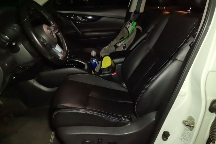 Used Nissan X-Trail 2019 2.0L CVT Smart Connect Comfort Edition 2WD Left Front Seat
