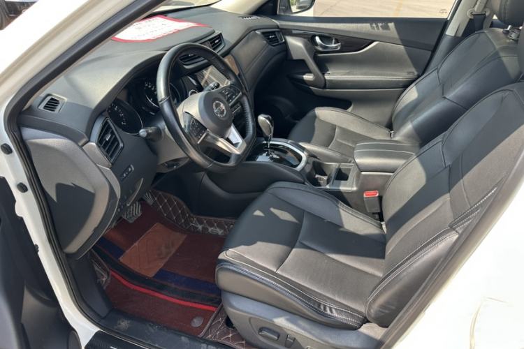 Used Nissan X-Trail 2019 2.0L CVT Smart Connect Comfort Edition 2WD Left Front Seat