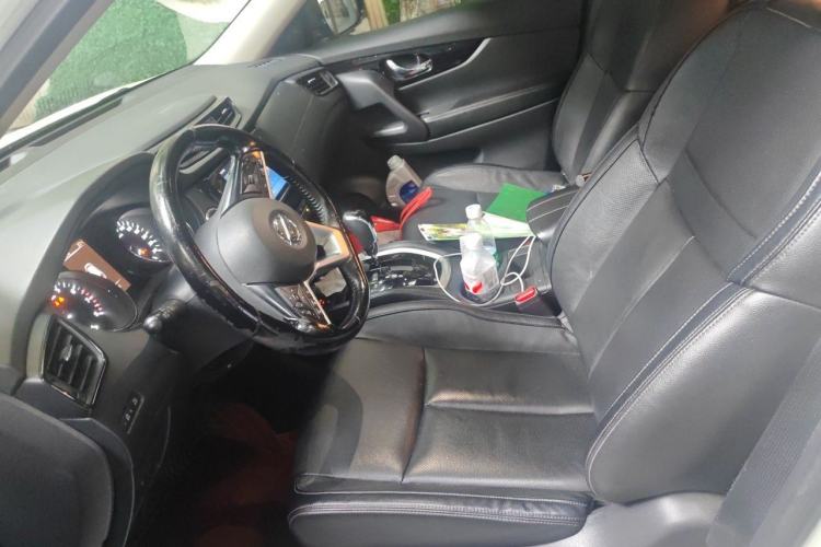 Used Nissan X-Trail 2019 2.0L CVT Smart Connect Comfort Edition 2WD Left Front Seat