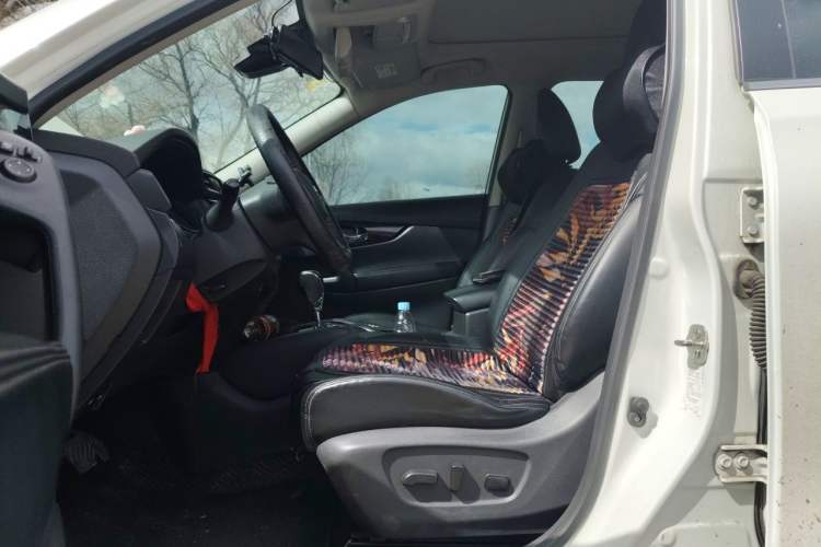 Used Nissan X-Trail 2019 2.0L CVT Smart Connect Comfort Edition 2WD Left Front Seat