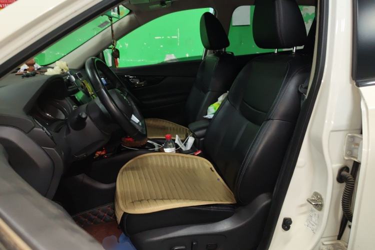 Used Nissan X-Trail 2019 2.0L CVT Smart Connect Comfort Edition 2WD Left Front Seat
