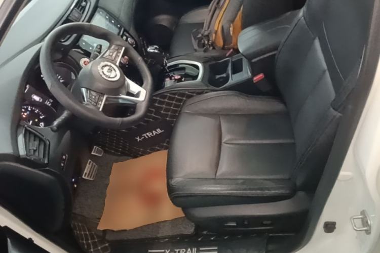 Used Nissan X-Trail 2019 2.0L CVT Smart Connect Comfort Edition 2WD Left Front Seat