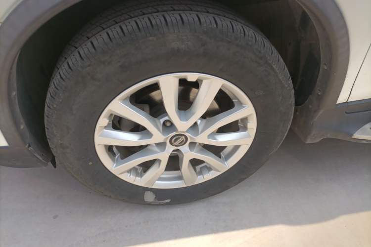Used Nissan X-Trail 2019 2.0L CVT Smart Connect Comfort Edition 2WD Left Front Wheel Hub