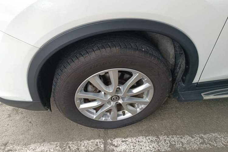 Used Nissan X-Trail 2019 2.0L CVT Smart Connect Comfort Edition 2WD Left Front Wheel Hub