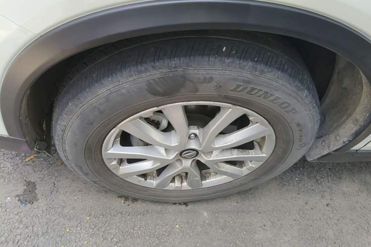 Used Nissan X-Trail 2019 2.0L CVT Comfort Edition 2WD Left Front Wheel Hub