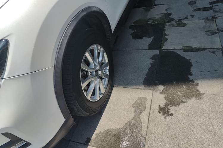 Used Nissan X-Trail 2019 2.0L CVT Comfort Edition 2WD Left Front Wheel Hub