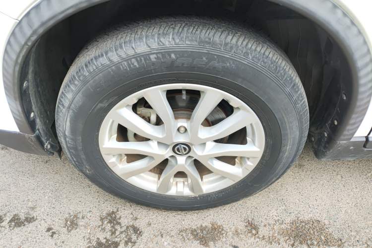 Used Nissan X-Trail 2019 2.0L CVT Smart Connect Comfort Edition 2WD Left Front Wheel Hub