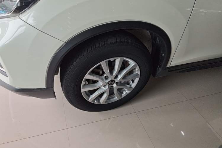 Used Nissan X-Trail 2019 2.0L CVT Smart Connect Comfort Edition 2WD Left Front Wheel Hub