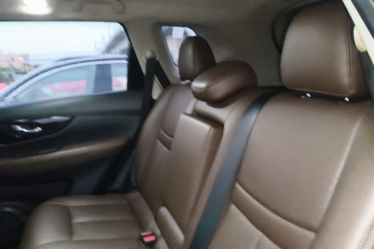 Used Nissan X-Trail 2019 2.0L CVT Smart Connect Comfort Edition 2WD Left Rear Seat