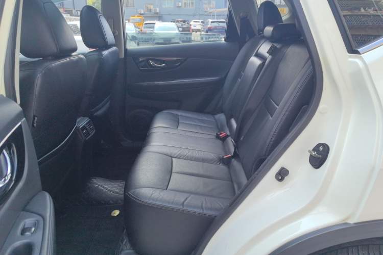 Used Nissan X-Trail 2019 2.0L CVT Smart Connect Comfort Edition 2WD Left Rear Seat