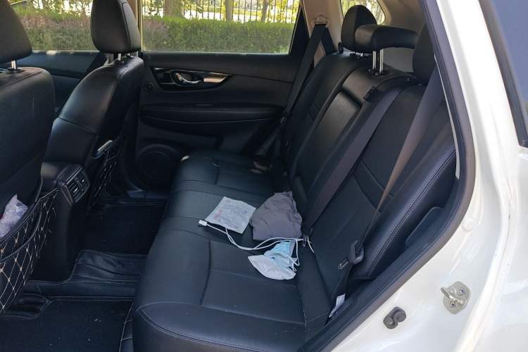 Used Nissan X-Trail 2019 2.0L CVT Smart Connect Comfort Edition 2WD Left Rear Seat