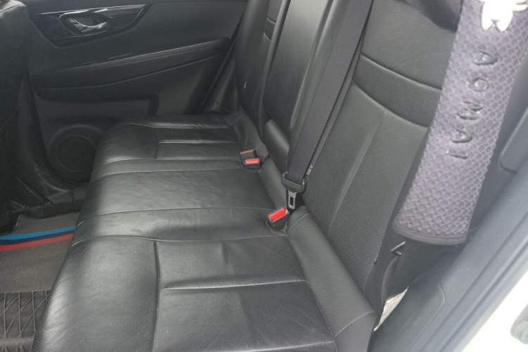 Used Nissan X-Trail 2019 2.0L CVT Smart Connect Comfort Edition 2WD Left Rear Seat