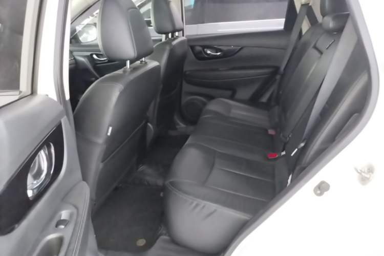 Used Nissan X-Trail 2019 2.0L CVT Smart Connect Comfort Edition 2WD Left Rear Seat