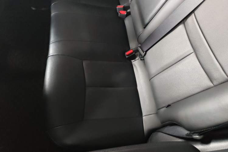 Used Nissan X-Trail 2019 2.0L CVT Smart Connect Comfort Edition 2WD Left Rear Seat