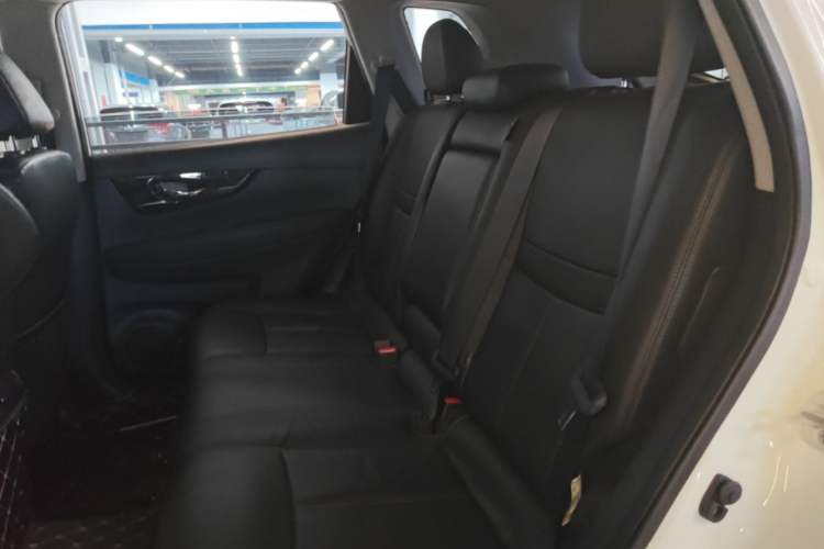Used Nissan X-Trail 2019 2.0L CVT Smart Connect Comfort Edition 2WD Left Rear Seat