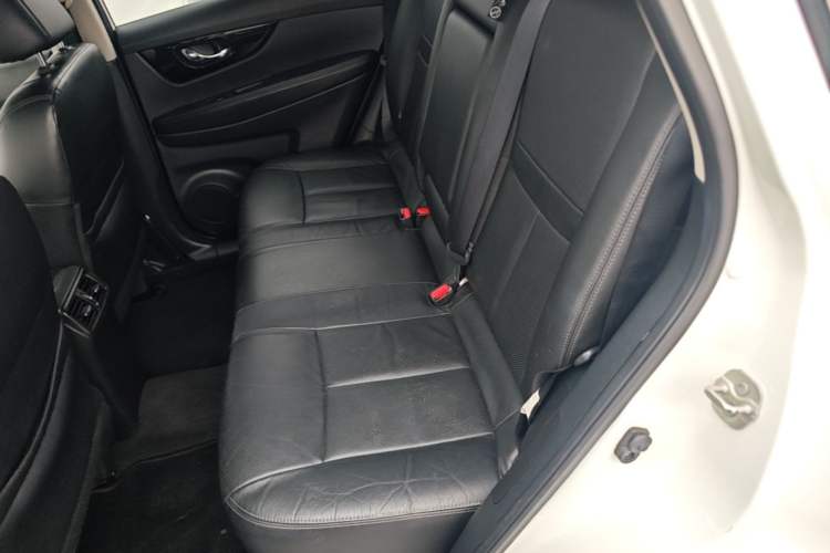 Used Nissan X-Trail 2019 2.0L CVT Smart Connect Comfort Edition 2WD Left Rear Seat