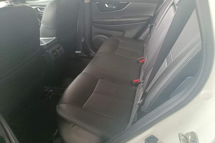 Used Nissan X-Trail 2019 2.0L CVT Smart Connect Comfort Edition 2WD Left Rear Seat