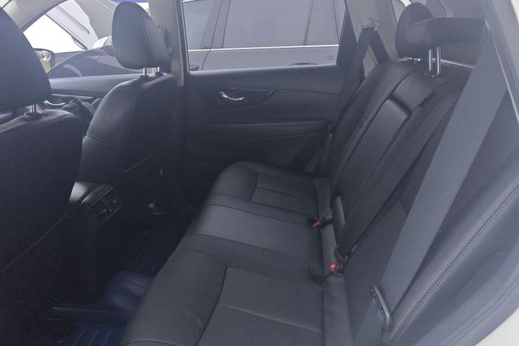 Used Nissan X-Trail 2019 2.0L CVT Smart Connect Comfort Edition 2WD Left Rear Seat