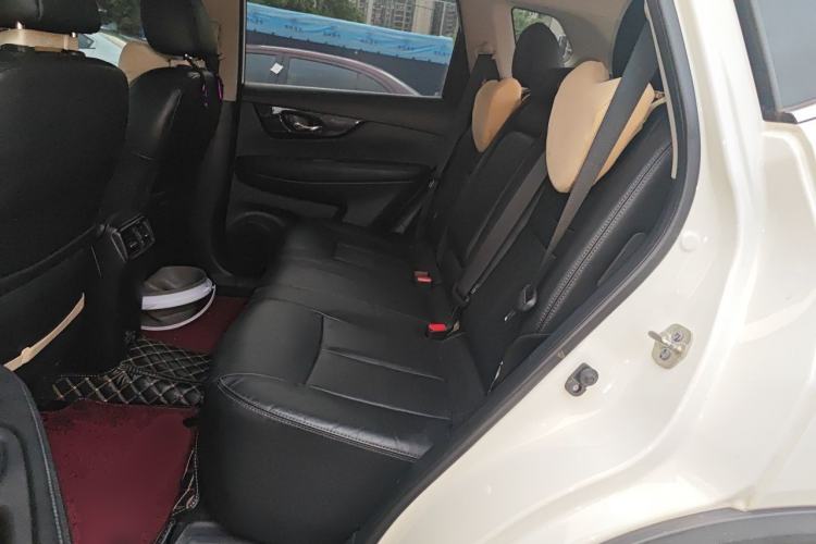 Used Nissan X-Trail 2019 2.5L CVT Smart Connect Luxury Edition 4WD Left Rear Seat