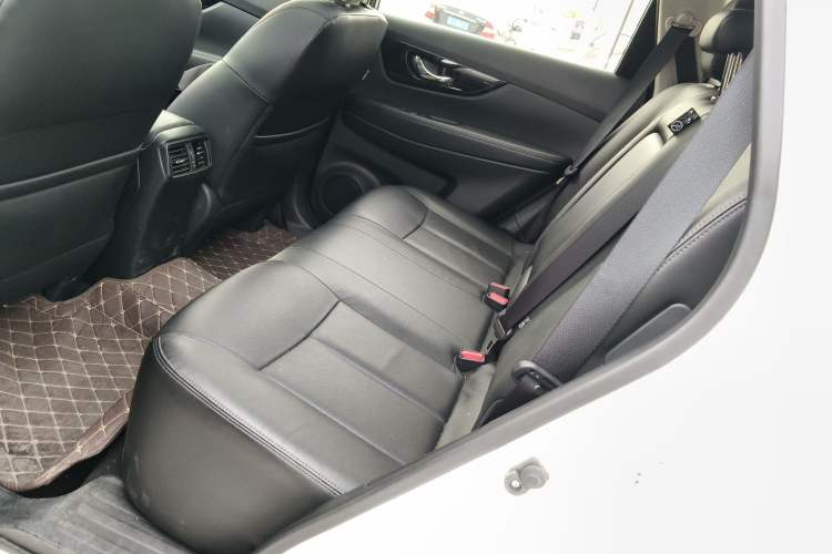 Used Nissan X-Trail 2019 2.0L CVT Comfort Edition 2WD Left Rear Seat