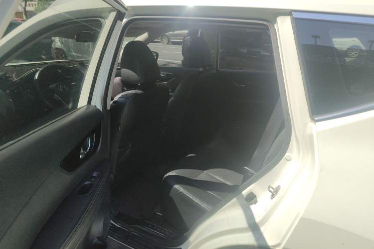 Used Nissan X-Trail 2019 2.0L CVT Smart Connect Comfort Edition 2WD Left Rear Seat
