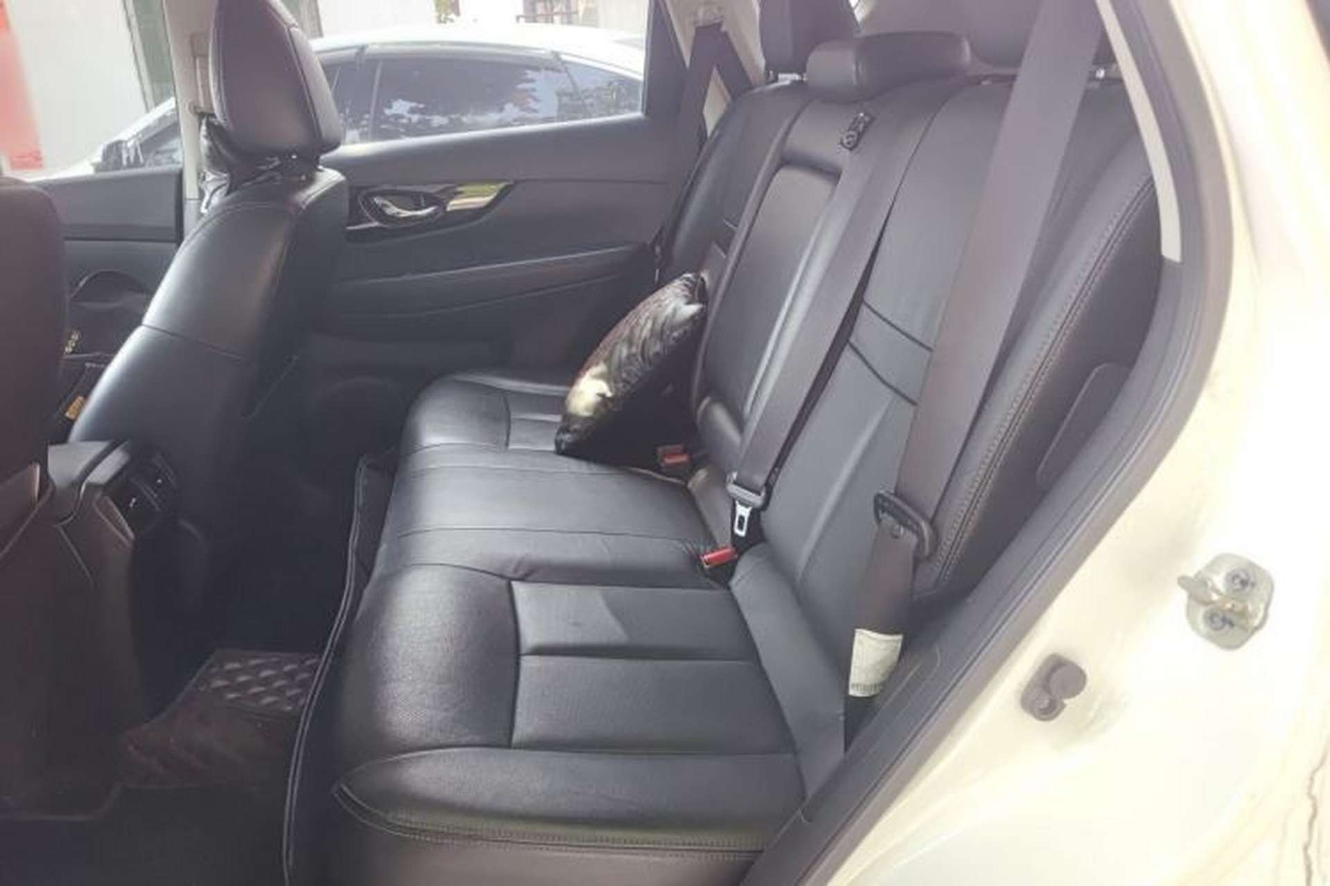 Used Nissan X-Trail 2019 2.0L CVT Smart Connect Comfort Edition 2WD Left Rear Seat