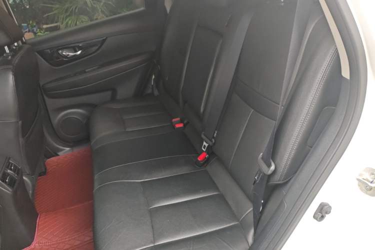 Used Nissan X-Trail 2019 2.0L CVT Smart Connect Comfort Edition 2WD Left Rear Seat