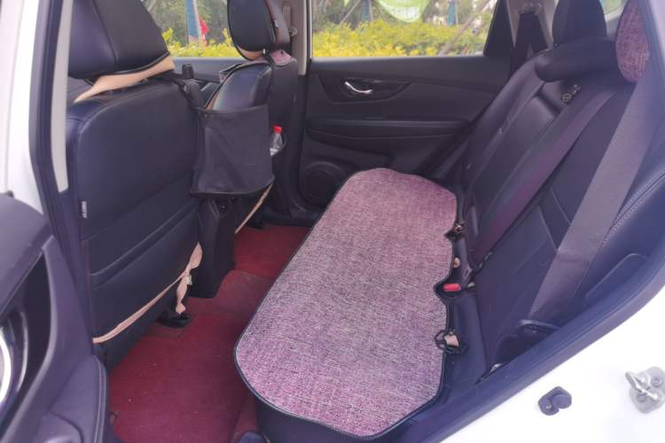Used Nissan X-Trail 2019 2.5L CVT Smart Connect Luxury Edition 4WD Left Rear Seat