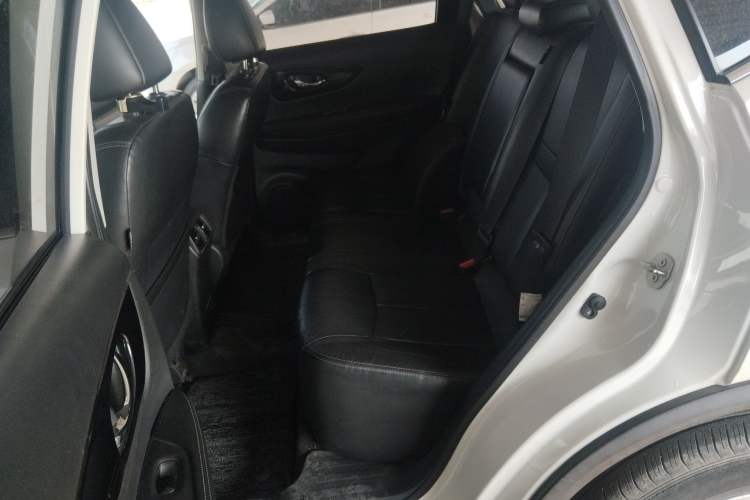 Used Nissan X-Trail 2019 2.0L CVT Smart Connect Comfort Edition 2WD Left Rear Seat