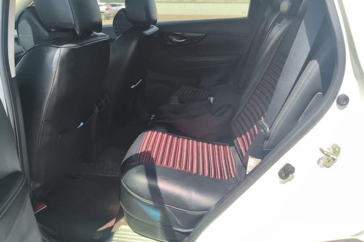 Used Nissan X-Trail 2019 2.0L CVT Smart Connect Comfort Edition 2WD Left Rear Seat