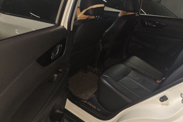 Used Nissan X-Trail 2019 2.0L CVT Smart Connect Comfort Edition 2WD Left Rear Seat