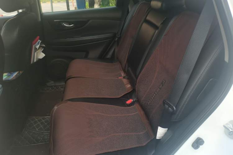 Used Nissan X-Trail 2019 2.0L CVT Smart Connect Comfort Edition 2WD Left Rear Seat