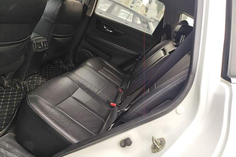 Used Nissan X-Trail 2019 2.0L CVT Smart Connect Comfort Edition 2WD Left Rear Seat