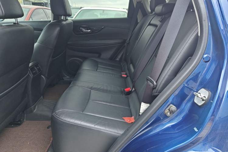 Used Nissan X-Trail 2019 2.0L CVT Smart Connect Comfort Edition 2WD Left Rear Seat