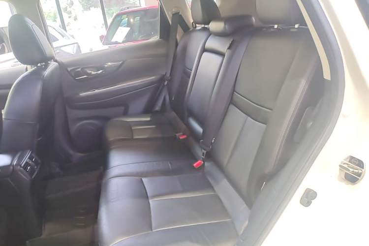 Used Nissan X-Trail 2019 2.0L CVT Smart Connect Comfort Edition 2WD Left Rear Seat