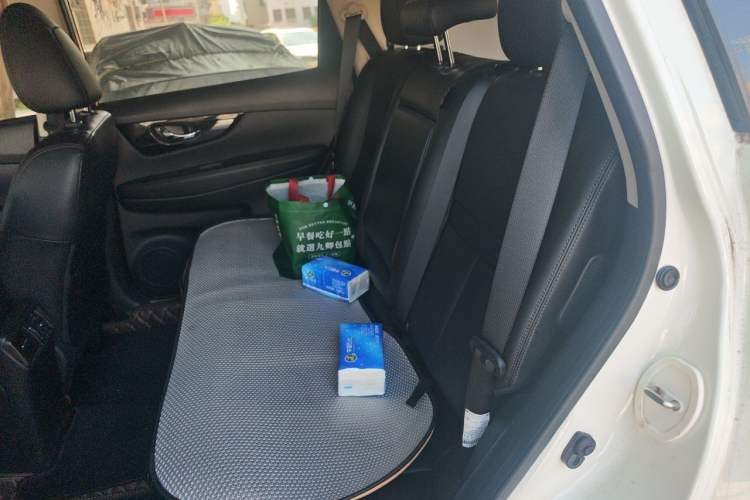 Used Nissan X-Trail 2019 2.0L CVT Smart Connect Comfort Edition 2WD Left Rear Seat