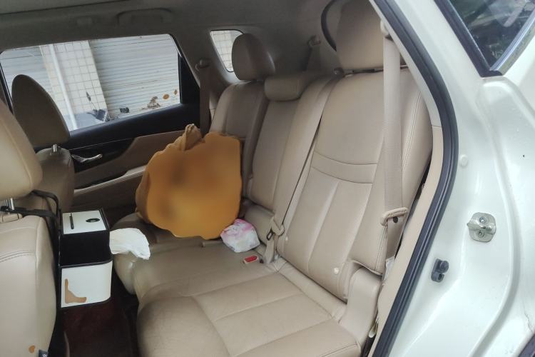 Used Nissan X-Trail 2019 2.5L CVT SmartConnect 7-Seater Leading Edition 4WD Left Rear Seat