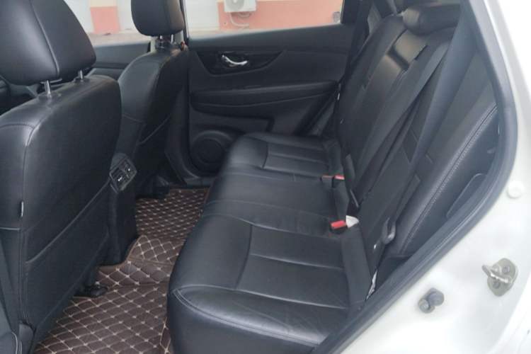 Used Nissan X-Trail 2019 2.0L CVT Smart Connect Comfort Edition 2WD Left Rear Seat