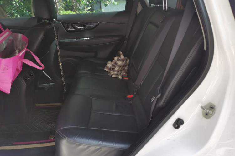 Used Nissan X-Trail 2019 2.0L CVT Smart Connect Comfort Edition 2WD Left Rear Seat