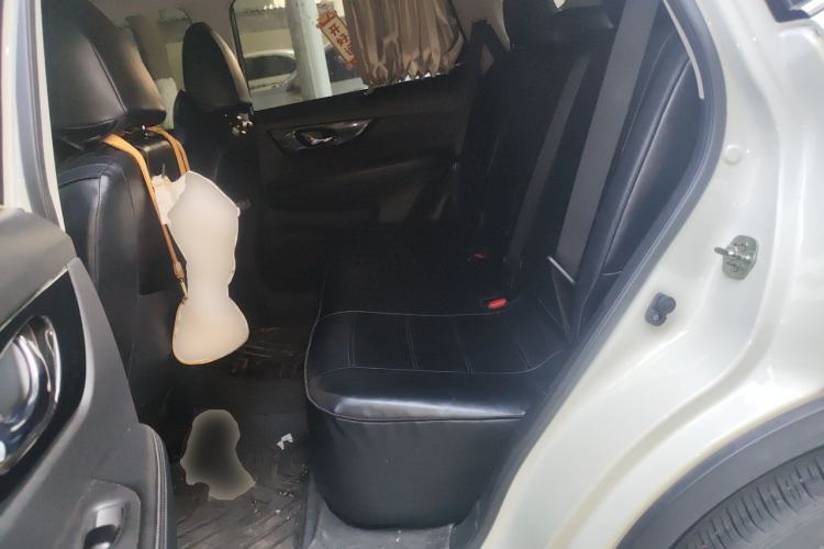 Used Nissan X-Trail 2019 2.5L CVT Smart Connect Luxury Edition 4WD Left Rear Seat