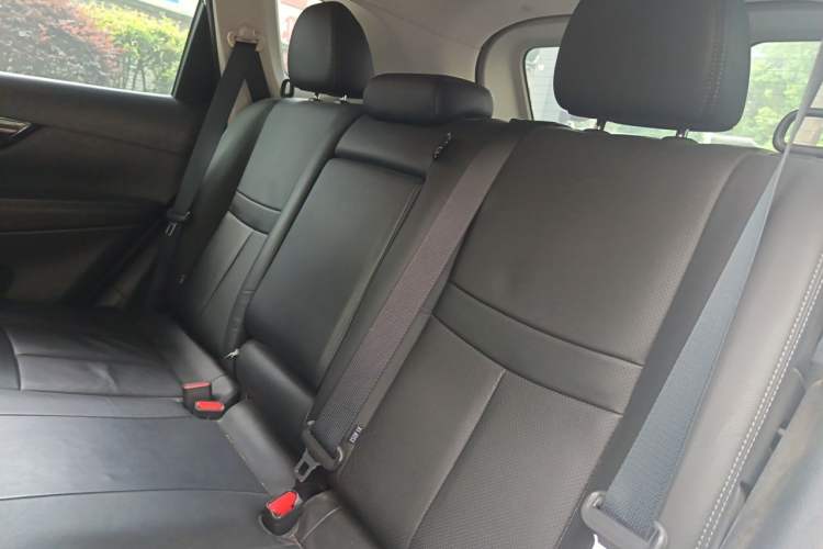 Used Nissan X-Trail 2019 2.0L CVT Smart Connect Comfort Edition 2WD Left Rear Seat