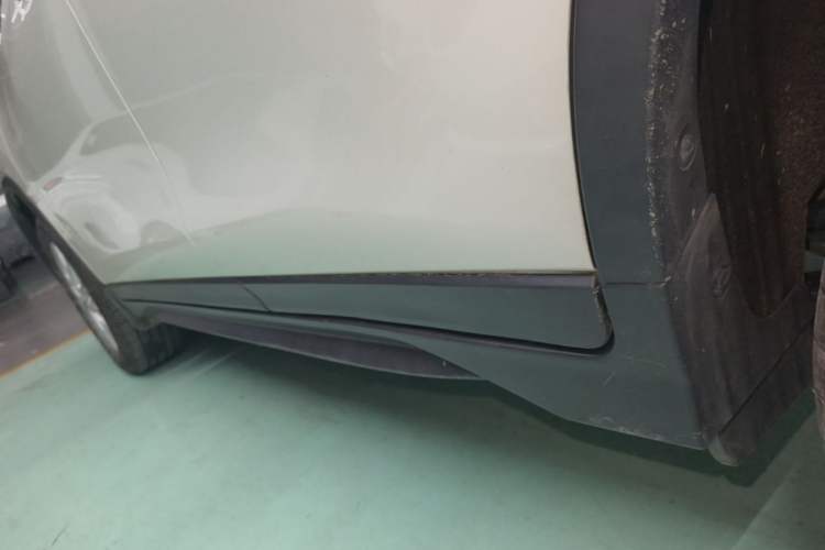 Used Nissan X-Trail 2019 2.0L CVT Smart Connect Comfort Edition 2WD Left Side Sill