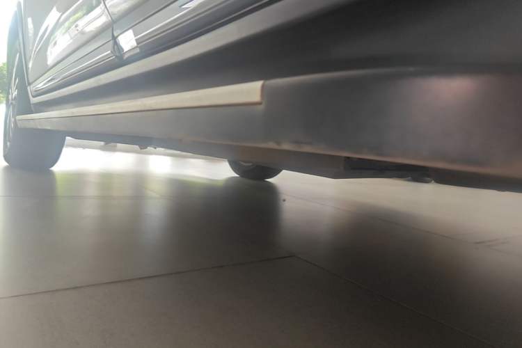 Used Nissan X-Trail 2019 2.5L CVT Smart Connect Luxury Edition 4WD Left Side Sill