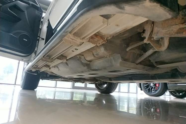 Used Nissan X-Trail 2019 2.5L CVT Smart Connect Luxury Edition 4WD Left Side Sill